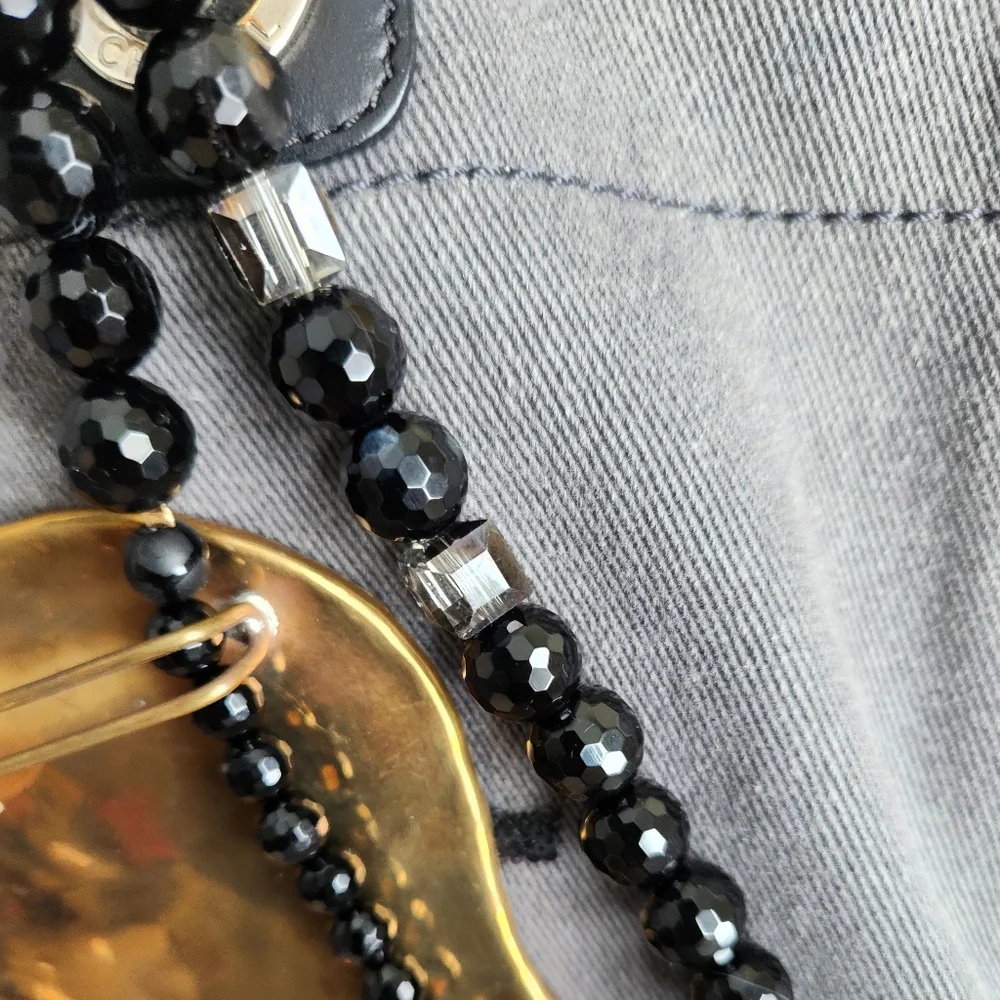 🦪Mother Of Pearl, Chrystals Checkered Pendant Bag Charm w/Goldtone Hardware - Picture 12 of 16